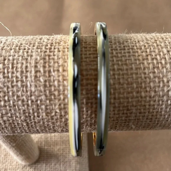 J. Crew Tortoise Bangle Bracelets - Picture 2 of 3